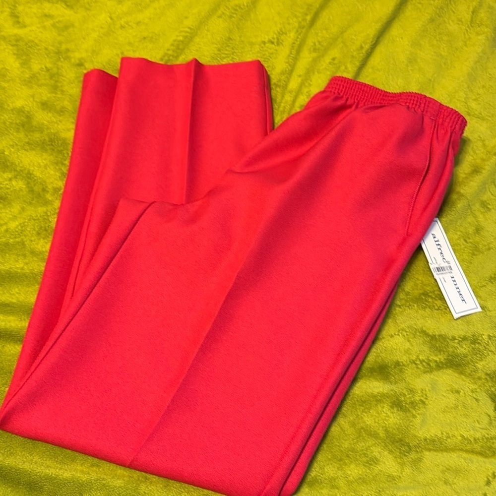 Women’s Alfred Dunner Classic Fit Pants Peony Pink Color Size 8 New